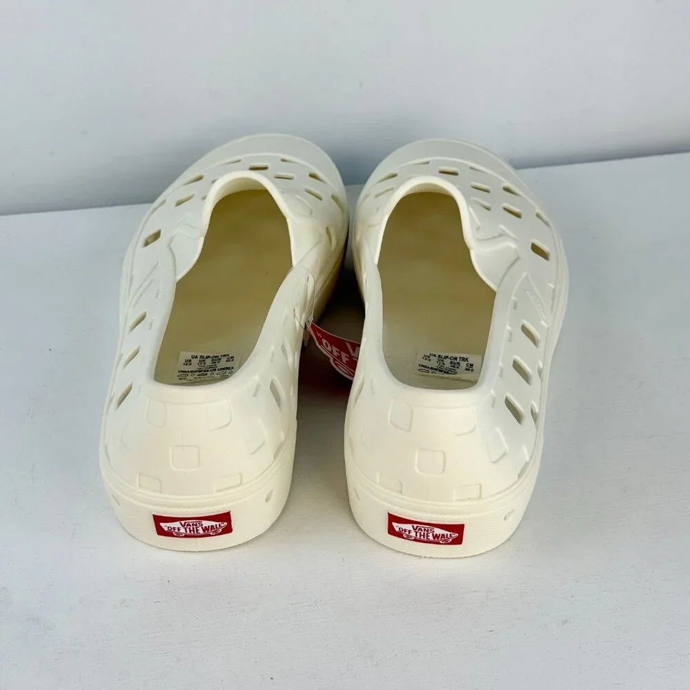 Men's 12 Women's 13.5 Vans Slip-On Mule TRK Sneakers Water Shoes - Marshmallow